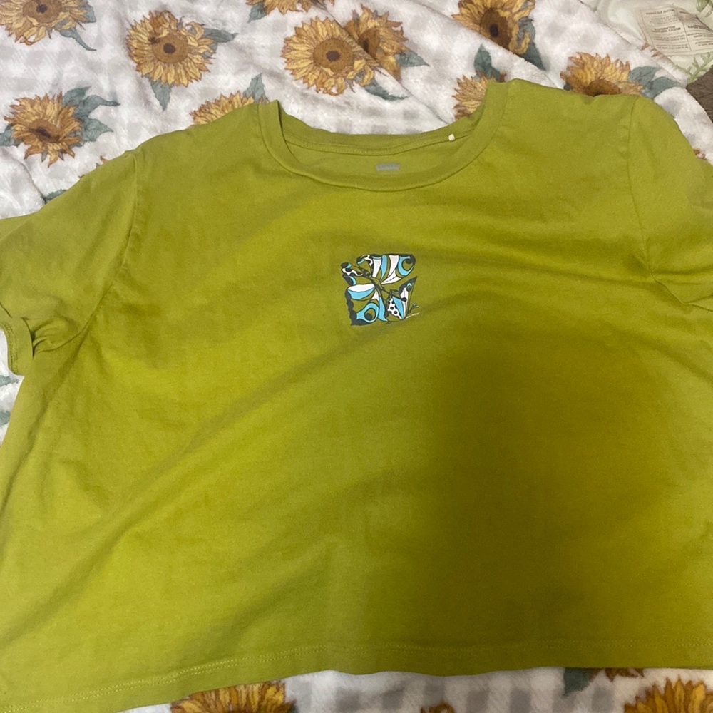 avocado green levi shirt